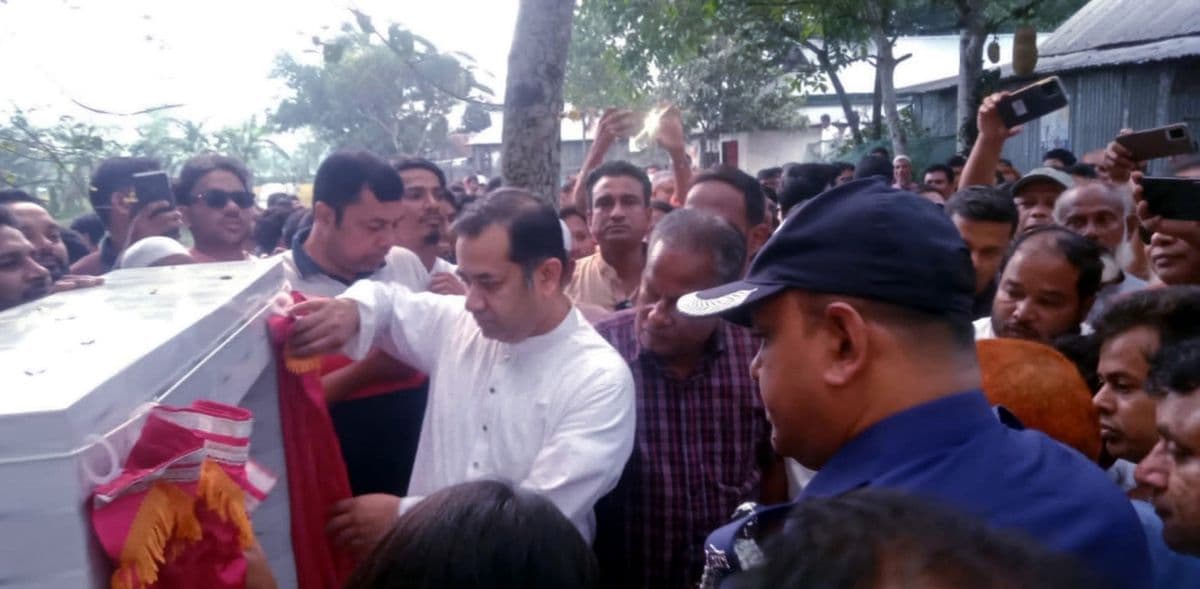 তারেক রহমানের ছায়ায় বাংলাদেশ নিরাপদ : তথ্য প্রতিমন্ত্রী 