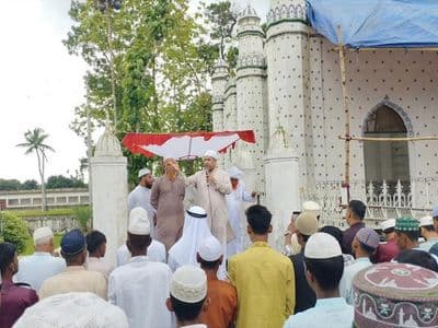 নান্দাইলের মোয়াজ্জেমপুর সাহেব বাড়ি মাঠে ঈদের নামাজ আদায় তথ্য প্রতিমন্ত্রীর