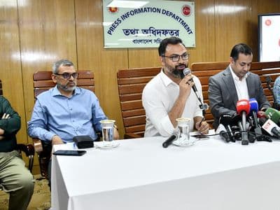 ঢাকাসহ দেশের বিভিন্ন স্পটে বড় পর্দায় দেখানো হবে বিশ্বকাপ ফুটবল : ক্রীড়া প্রতিমন্ত্রী