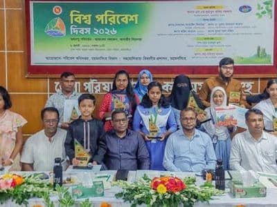 জলাবদ্ধতার জন্য শুধু প্রশাসন নয়, নিজেদের অসচেতন কর্মকাণ্ড দায়ী : বিভাগীয় কমিশনার