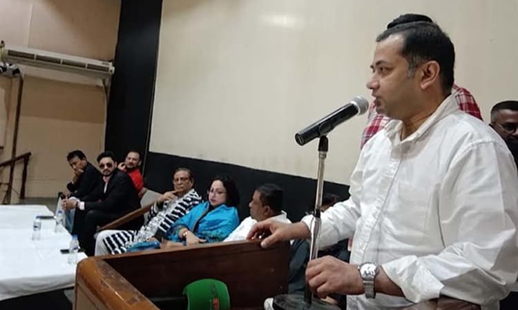 ফ্যাসিস্ট সরকারের অপশাসন-দুর্নীতির জঞ্জাল দূর করার দায়িত্ব নিয়েছে সরকার: তথ্য প্রতিমন্ত্রী 