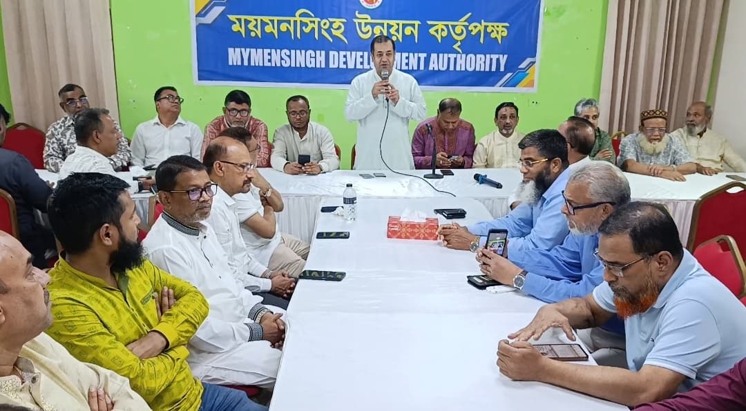 মউক চেয়ারম্যানের নৈশভোজে তথ্য প্রতিমন্ত্রী : ময়মনসিংহ নগরীকে একটি বাসযোগ্য সুন্দর নগরীতে পরিনত করতে হবে