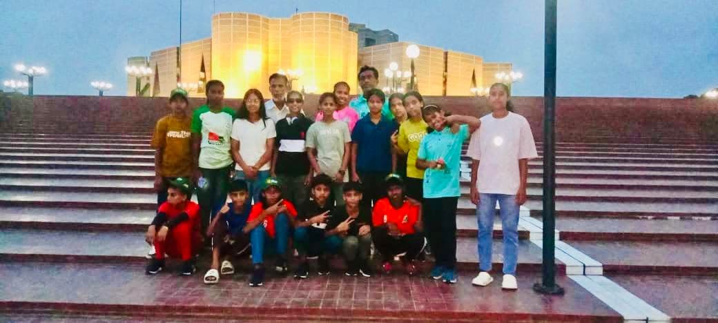নান্দাইলের নারী ফুটবলারদের সংসদ ভবন ভ্রমণের স্বপ্ন পূরণ করলেন তথ্য প্রতিমন্ত্রী