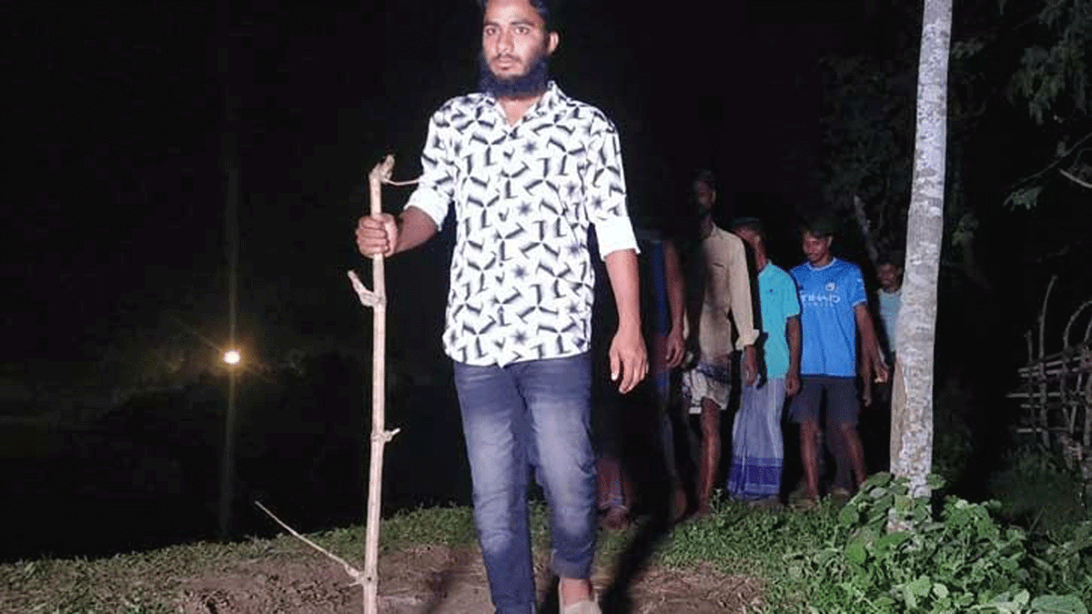 ময়মনসিংহ সীমান্তে ‘পুশইন’ আতঙ্ক, রাত জেগে পাহারা