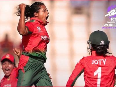 নারী টি-টোয়েন্টি বিশ্বকাপ : পাকিস্তানকে হারিয়ে ইতিহাস গড়ল বাংলাদেশ