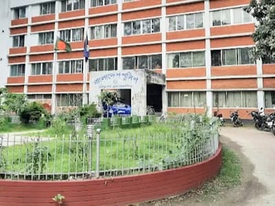 গৃহবধূ হত্যা মামলায় পলাতক বাবা-ছেলে গ্রেপ্তার