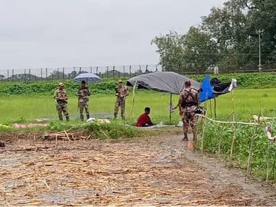 ৭ দিন ধরে রৌমারীর শূন্যরেখায় পাঁচজন খোলা আকাশের নিচে