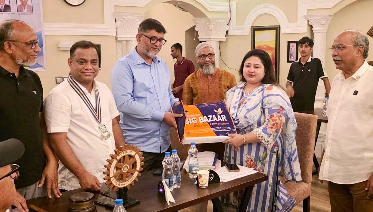 ময়মনসিংহ রোটারি ক্লাবের অনারারি মেম্বার হলেন সিটি প্রশাসক