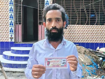৩০ লাখ টাকার প্রথম পুরস্কারের দাবিদার ঈশ্বরগঞ্জের কৃষক হানিফ মিয়া