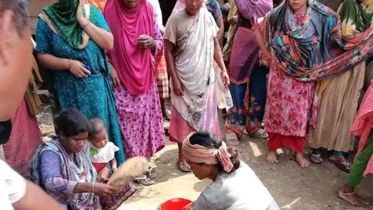 সেপটিক ট্যাংকে পড়া ছাগল উদ্ধার করতে গিয়ে ৪ জনের মৃত্যু