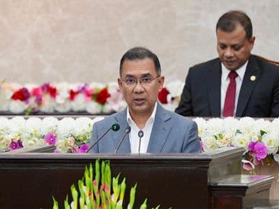 জনগণের ভালোবাসা বড় শক্তি, নিরাপত্তা কড়াকড়ি যেন দূরত্ব তৈরি না করে: প্রধানমন্ত্রী
