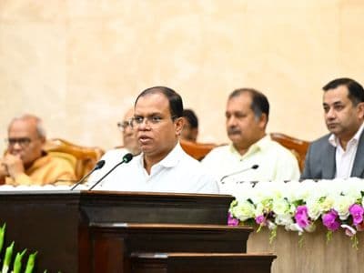 স্বৈরাচারের রেখে যাওয়া ভঙ্গুর দেশে ১৮০ দিন পার করাই সরকারের বড় অর্জন: আতিকুর রহমান রুমন