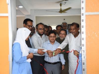 বাস চালকদের বিনামূল্যে চক্ষু সেবা প্রদানে ময়মনসিংহে ভিশন সেন্টার উদ্বোধন